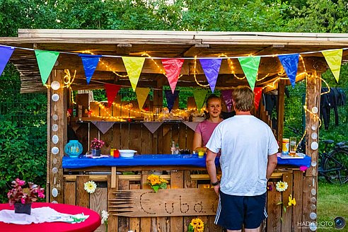 Cocktailbar beim Rheinschwimmen